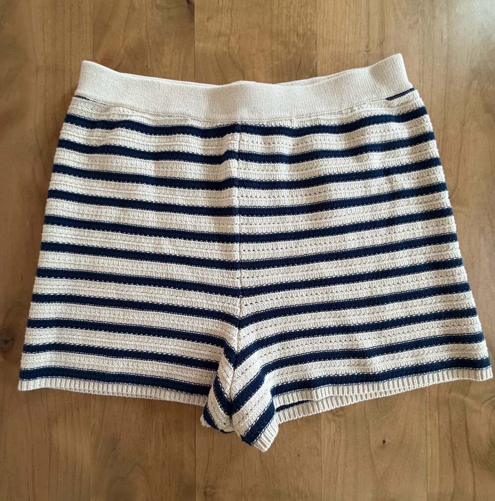 French Connection Blue/off white knit shorts- US women’s 10.